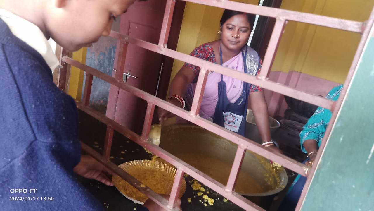 Mid Day Meal being served